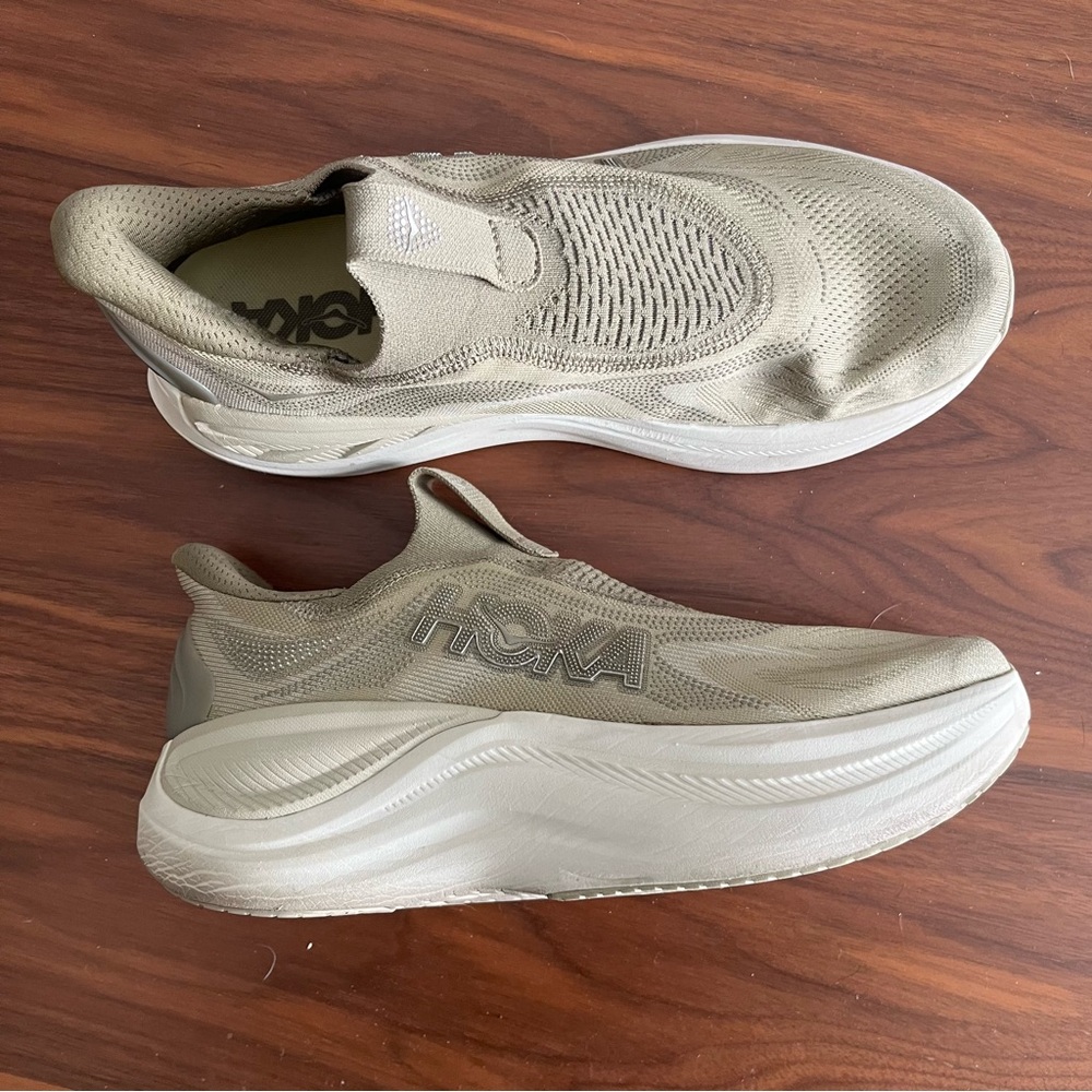 Hoka One One Men's Skyward Laceless Sneaker Shoes, Size 10 D(M) US green